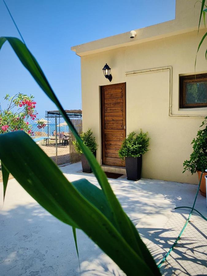 House By The Sea In Artemisアパートメント エクステリア 写真